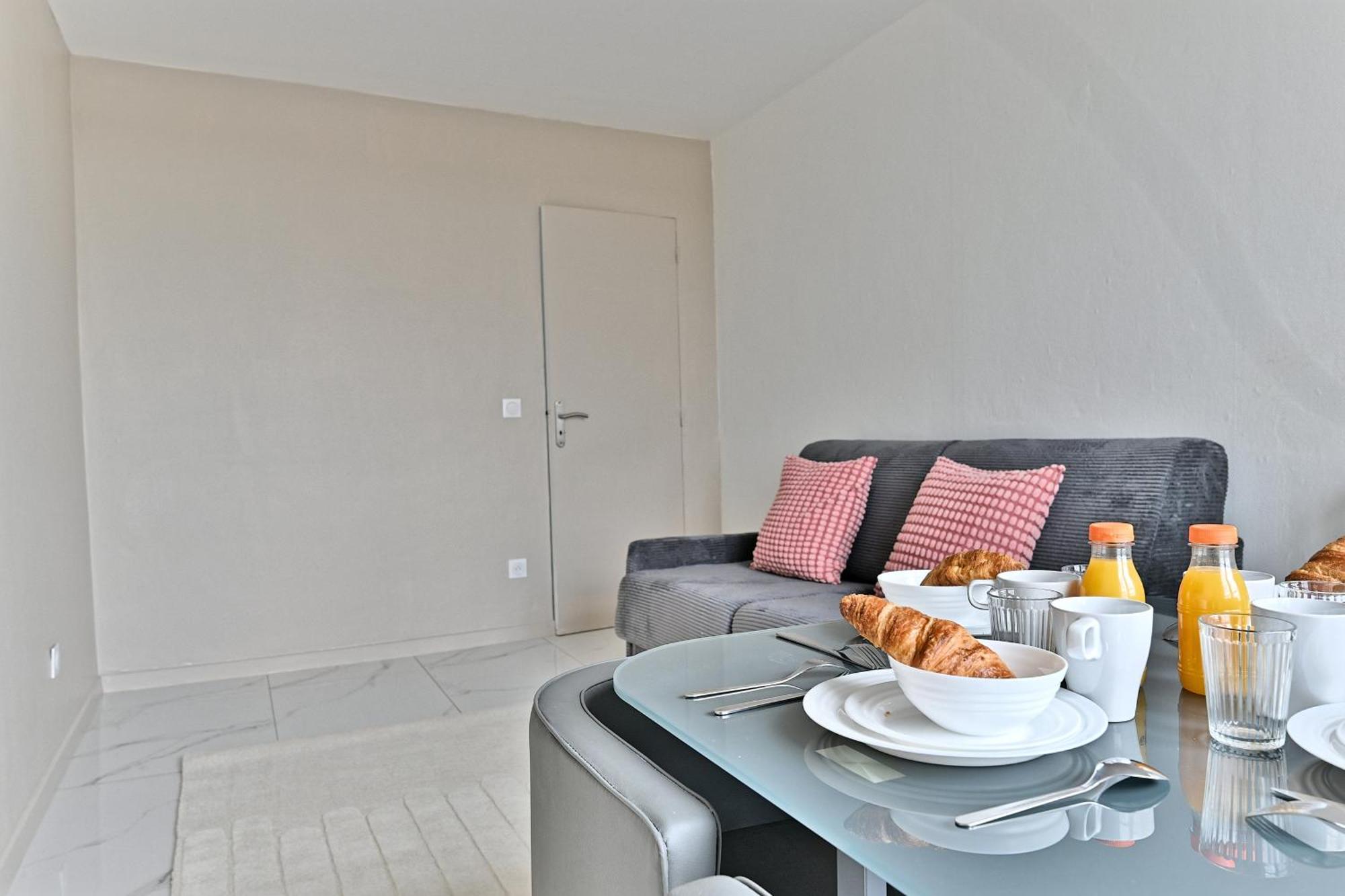 Appartement Paisible Et Moderne - Gagny Eksteriør bilde
