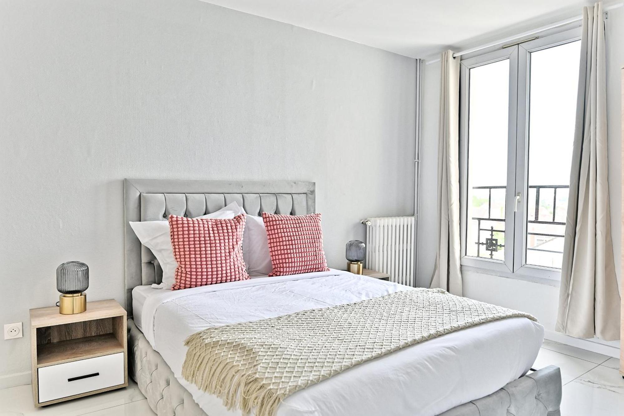 Appartement Paisible Et Moderne - Gagny Eksteriør bilde