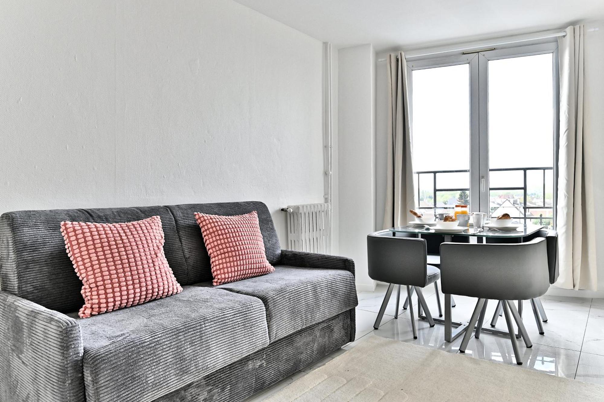 Appartement Paisible Et Moderne - Gagny Eksteriør bilde